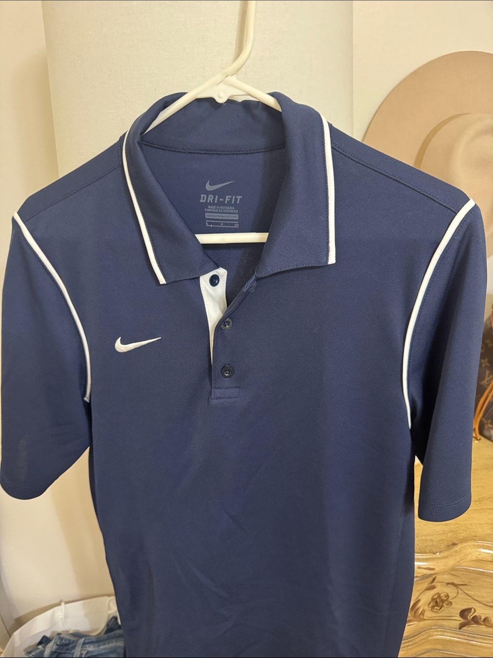 Nike Men’s Navy Polo with White Piping